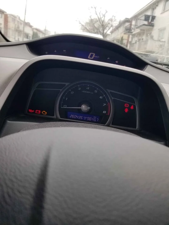 2011 Honda Civic 8th Gen - Image 6 of 7