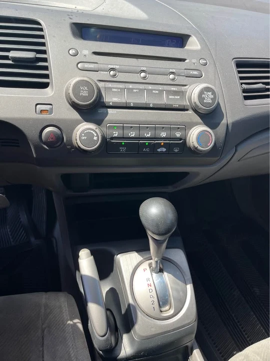 2011 Honda Civic 8th Gen - Image 9 of 11