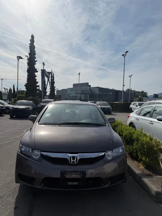 2011 Honda Civic 8th Gen - Image 2 of 12