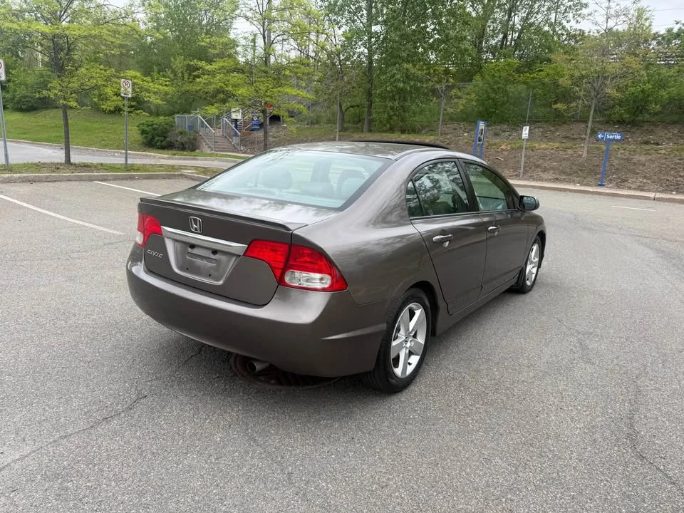 2011 Honda Civic 8th Gen - Image 6 of 15