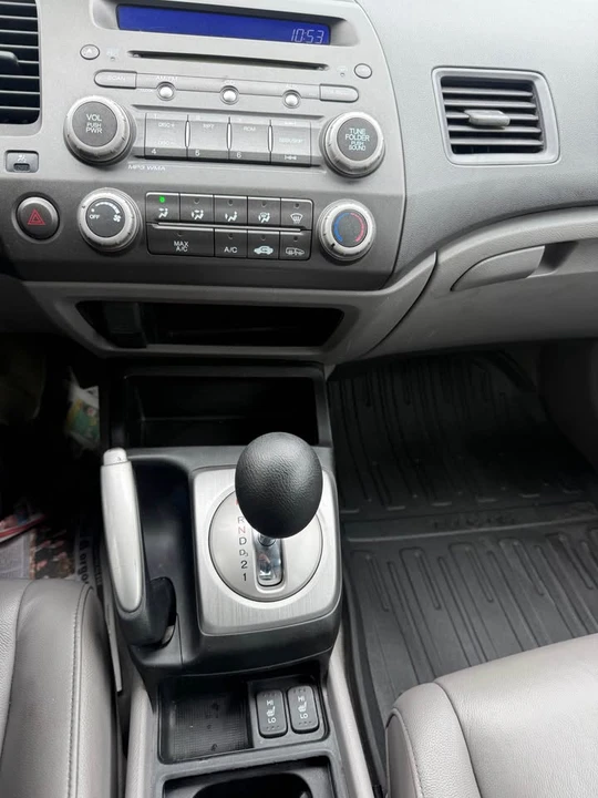 2011 Honda Civic 8th Gen - Image 15 of 15