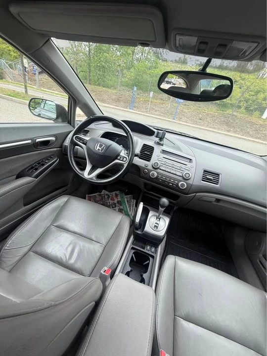 2011 Honda Civic 8th Gen - Image 14 of 15