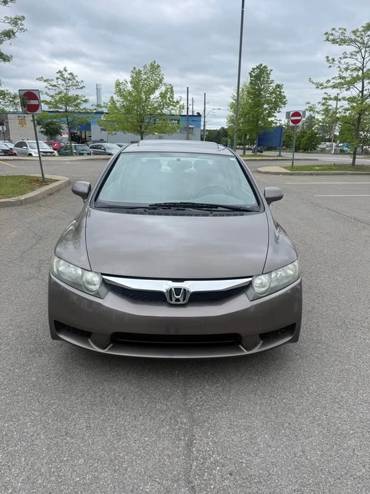 2011 Honda Civic 8th Gen - Image 2 of 15