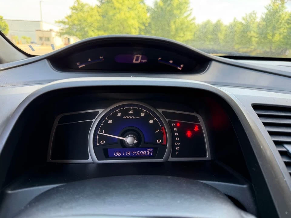2011 Honda Civic 8th Gen - Image 12 of 14