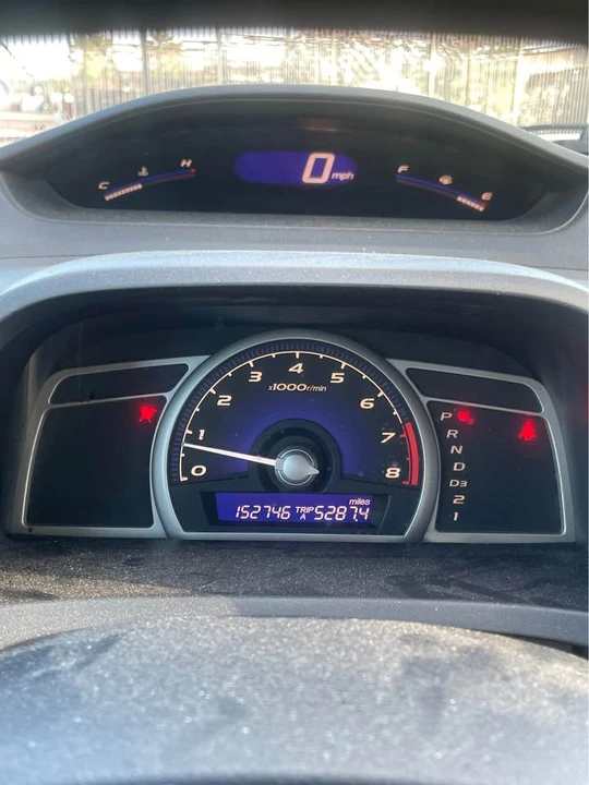 2011 Honda Civic 8th Gen - Image 4 of 5