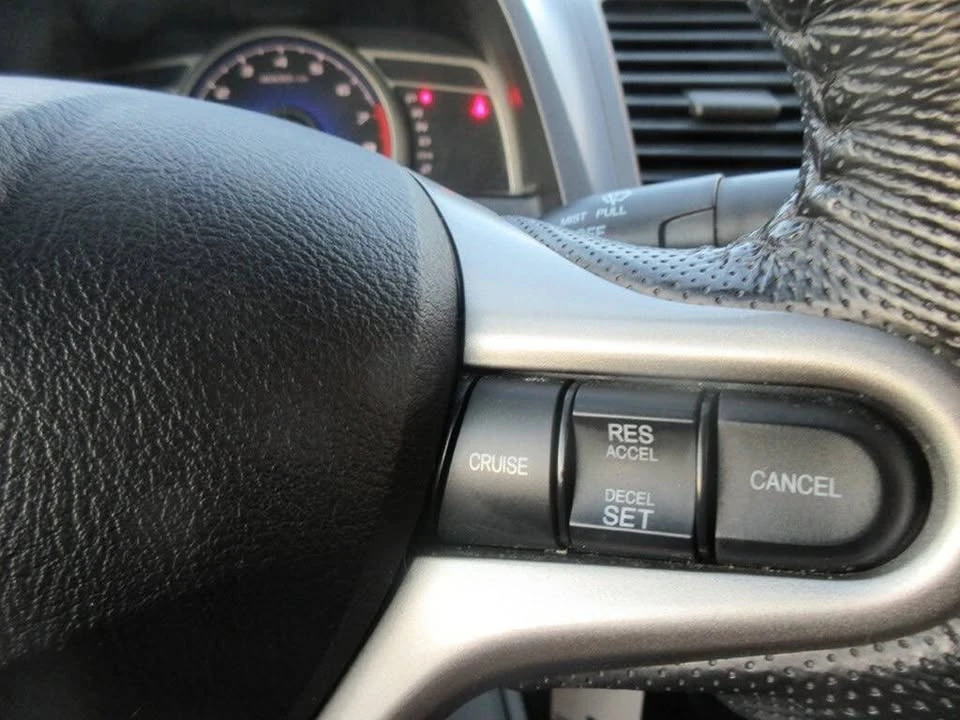 2011 Honda Civic 8th Gen - Image 10 of 15