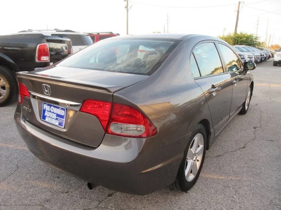2011 Honda Civic 8th Gen - Image 4 of 15