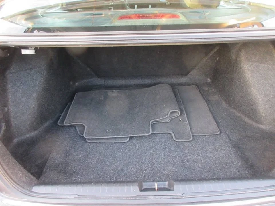 2011 Honda Civic 8th Gen - Image 13 of 15