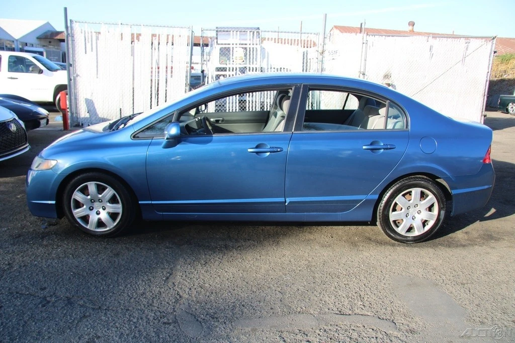 2011 Honda Civic 8th Gen - Image 7 of 21