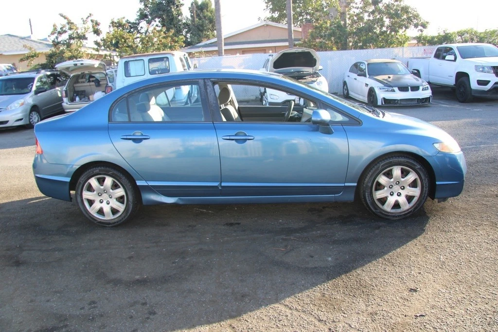 2011 Honda Civic 8th Gen - Image 3 of 21