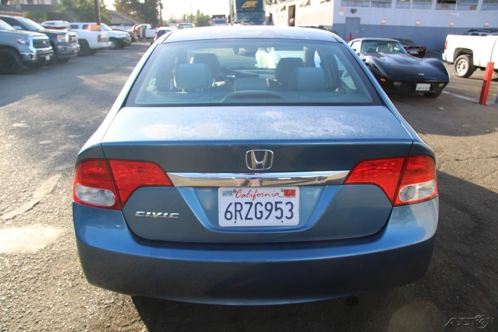 2011 Honda Civic 8th Gen - Image 5 of 21