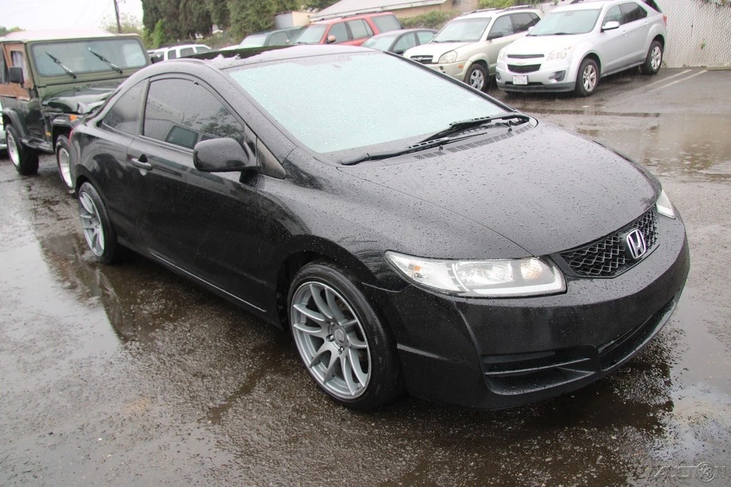2011 Honda Civic 8th Gen - Image 8 of 21