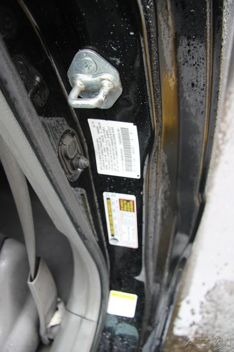 2011 Honda Civic 8th Gen - Image 10 of 21