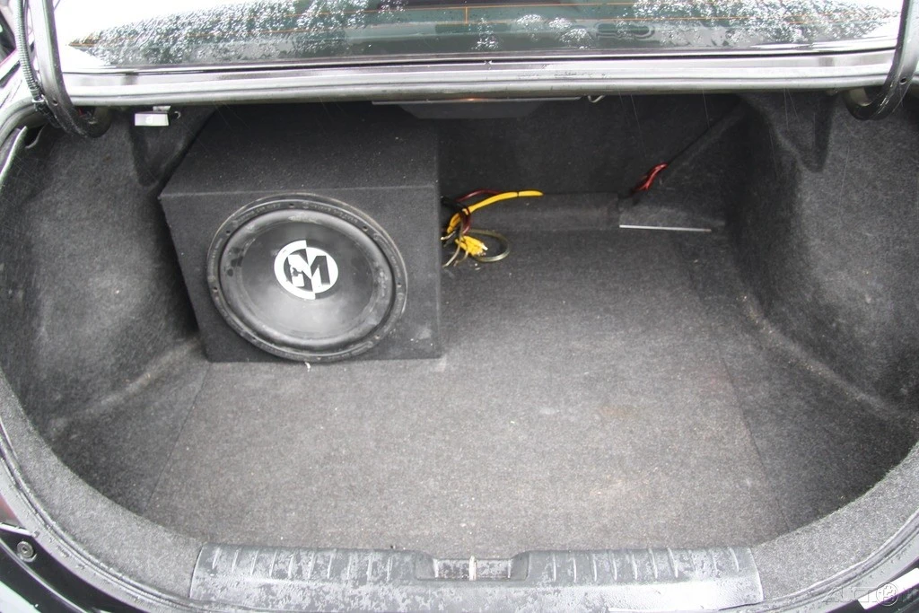 2011 Honda Civic 8th Gen - Image 18 of 21