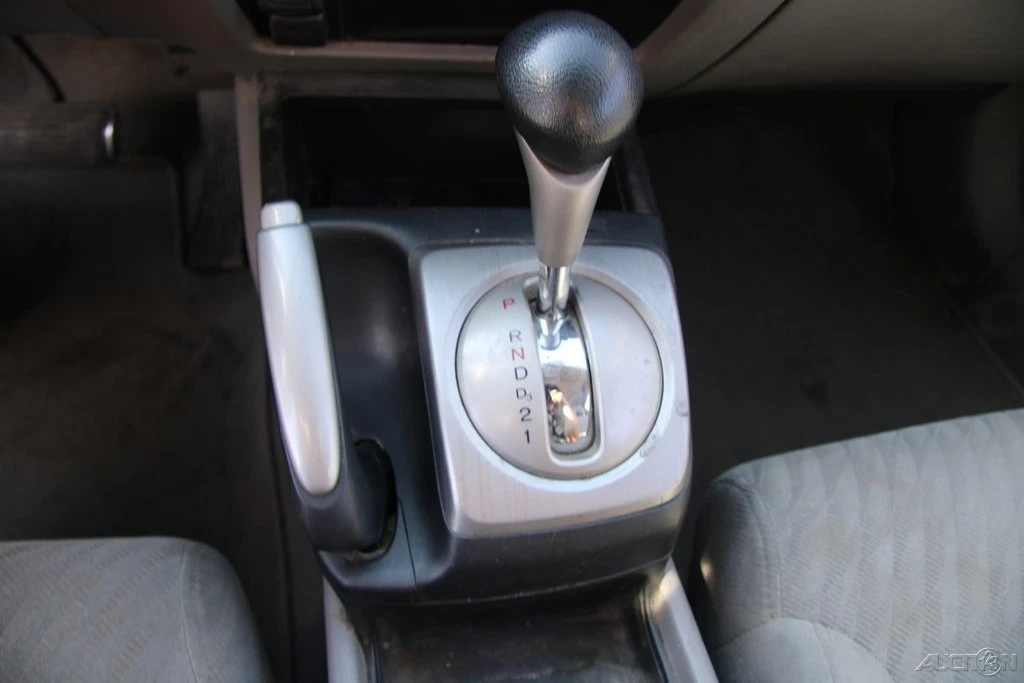2011 Honda Civic 8th Gen - Image 17 of 21