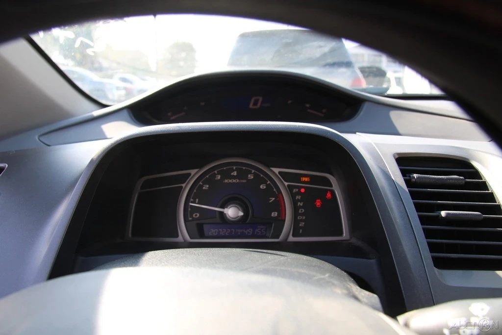 2011 Honda Civic 8th Gen - Image 14 of 21