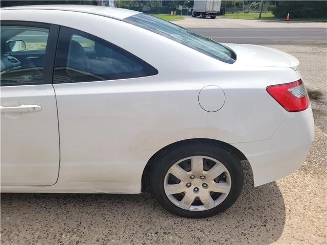 2011 Honda Civic 8th Gen - Image 18 of 21