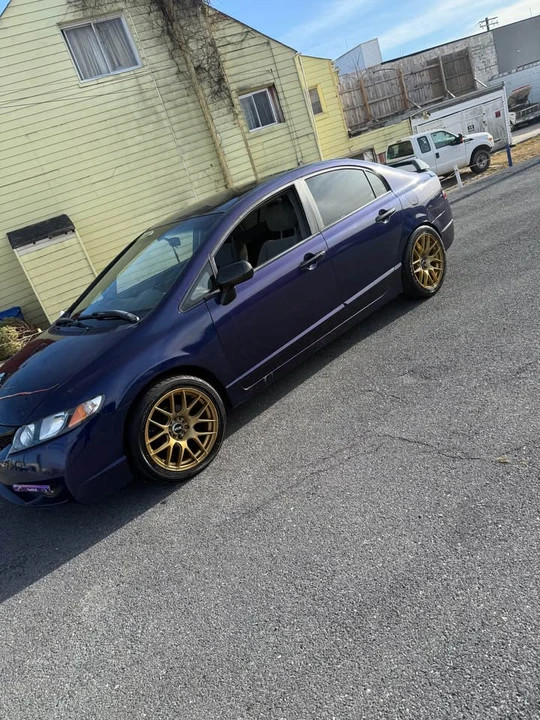 2011 Honda Civic 8th Gen - Image 10 of 12