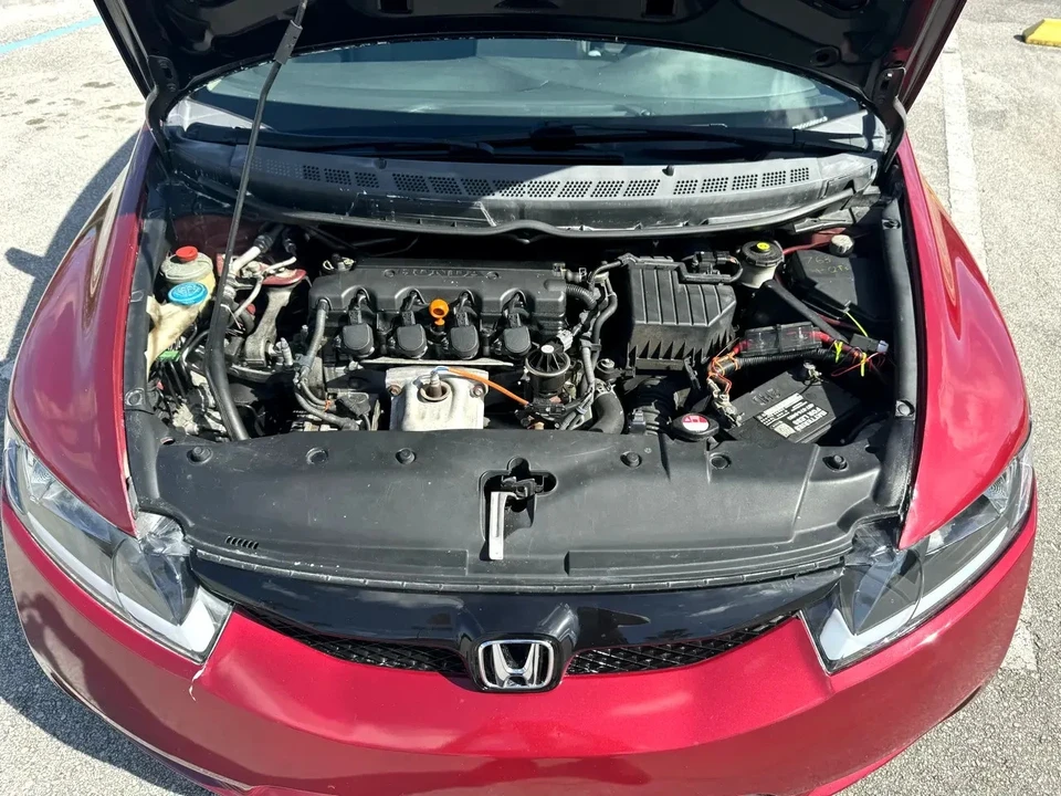 2011 Honda Civic 8th Gen - Image 15 of 16