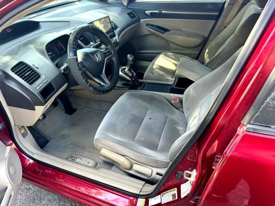 2011 Honda Civic 8th Gen - Image 11 of 16
