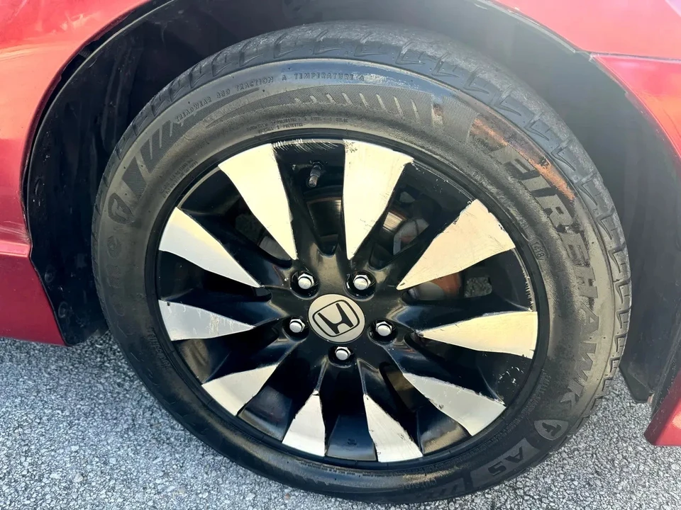 2011 Honda Civic 8th Gen - Image 14 of 16