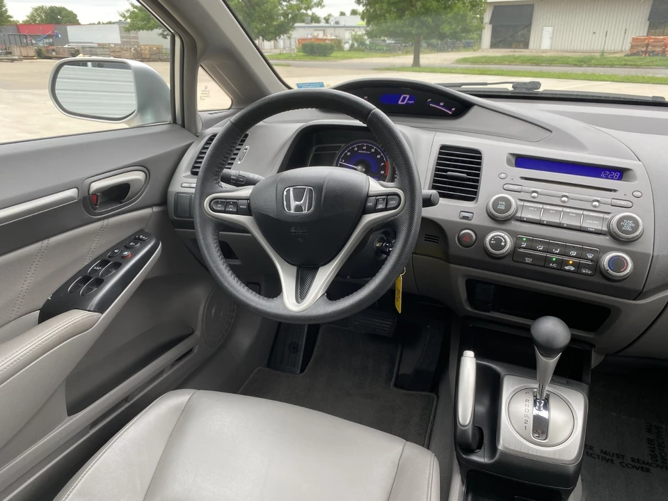 2011 Honda Civic 8th Gen - Image 25 of 31