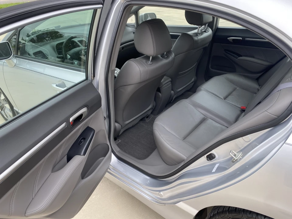 2011 Honda Civic 8th Gen - Image 12 of 31