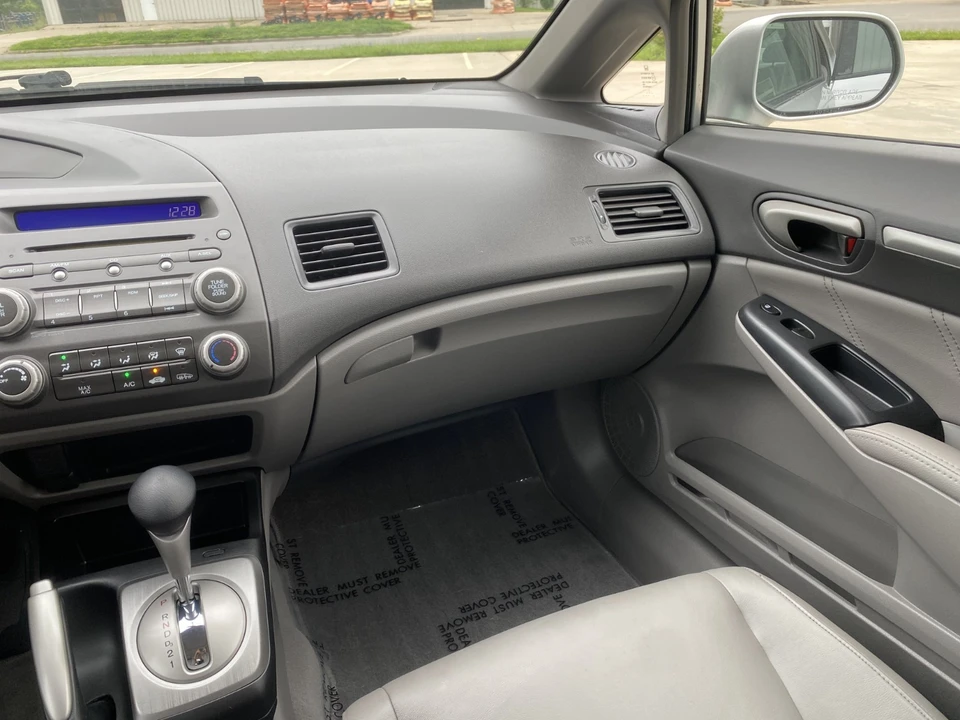 2011 Honda Civic 8th Gen - Image 27 of 31