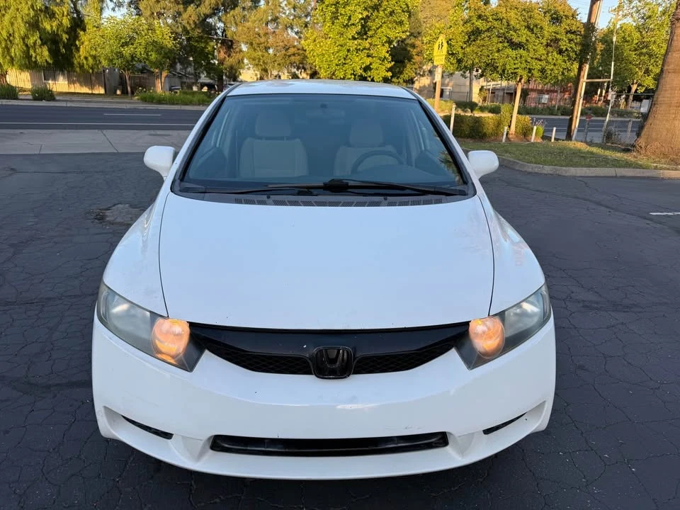 2011 Honda Civic 8th Gen - Image 3 of 13
