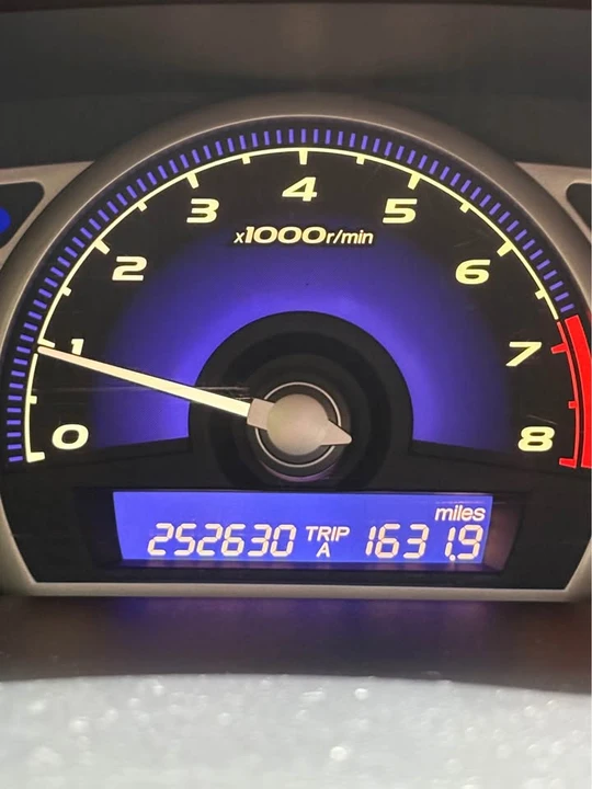 2011 Honda Civic 8th Gen - Image 11 of 13