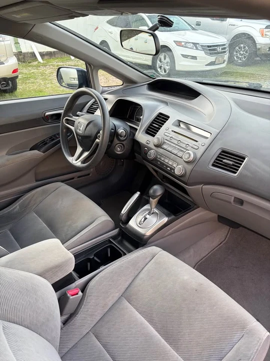 2011 Honda Civic - Image 14 of 14
