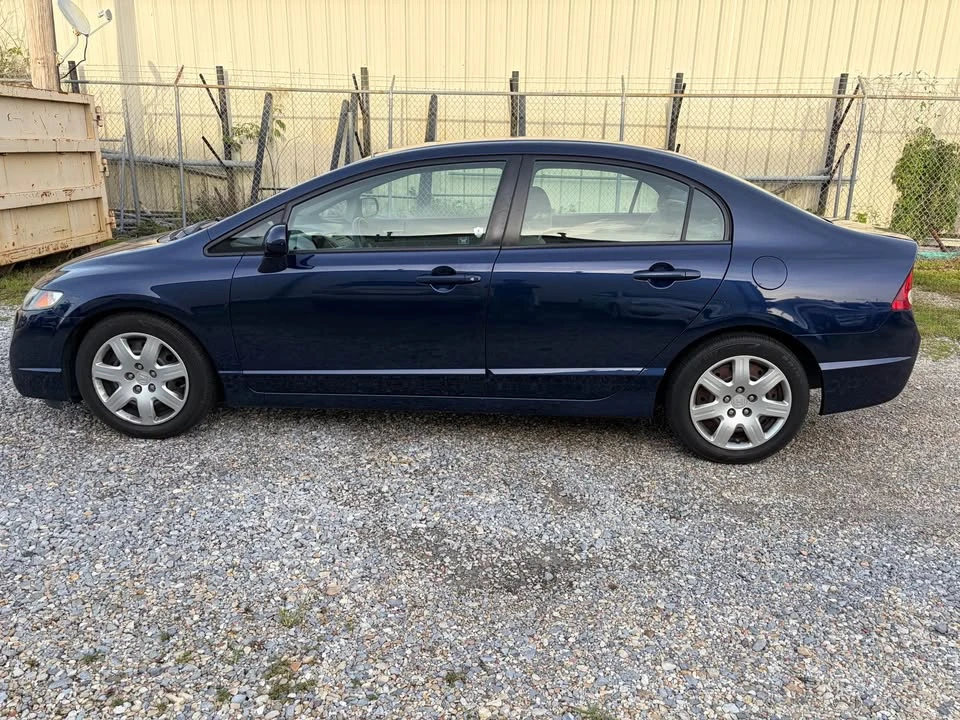2011 Honda Civic - Image 3 of 14