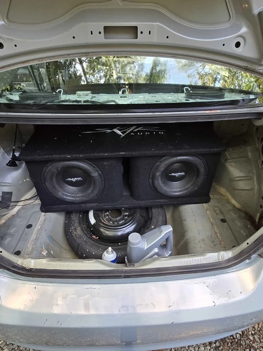 2011 Honda Civic 8th Gen - Image 9 of 11