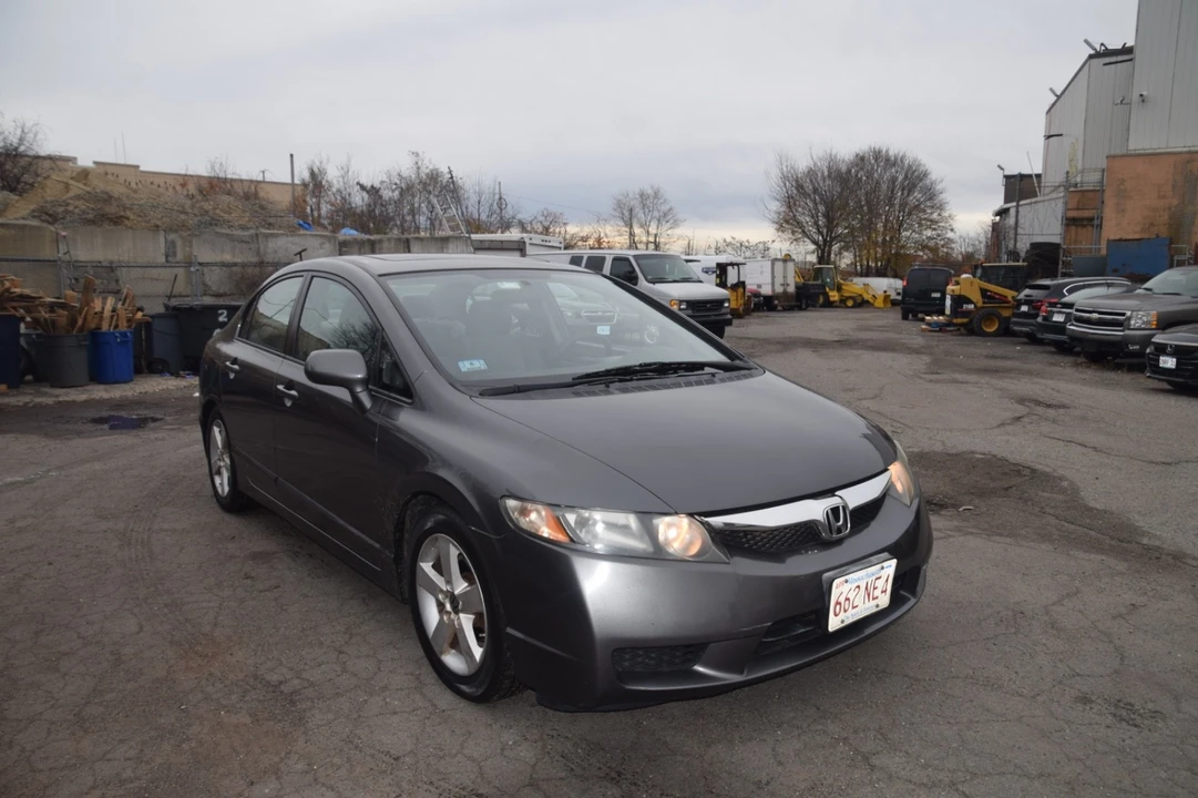 2011 Honda Civic 8th Gen - Image 5 of 17