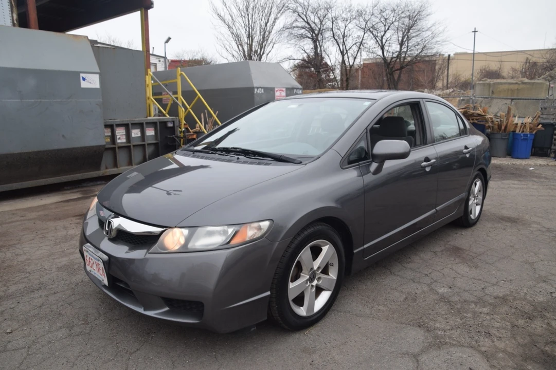 2011 Honda Civic 8th Gen - Image 8 of 17