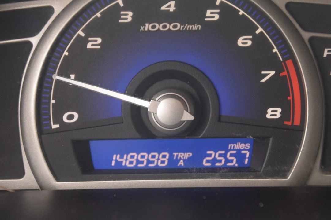 2011 Honda Civic 8th Gen - Image 14 of 17