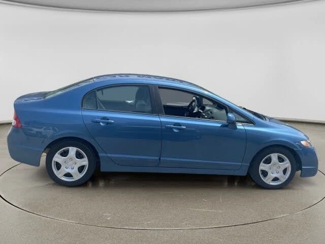 2011 Honda Civic 8th Gen - Image 6 of 18