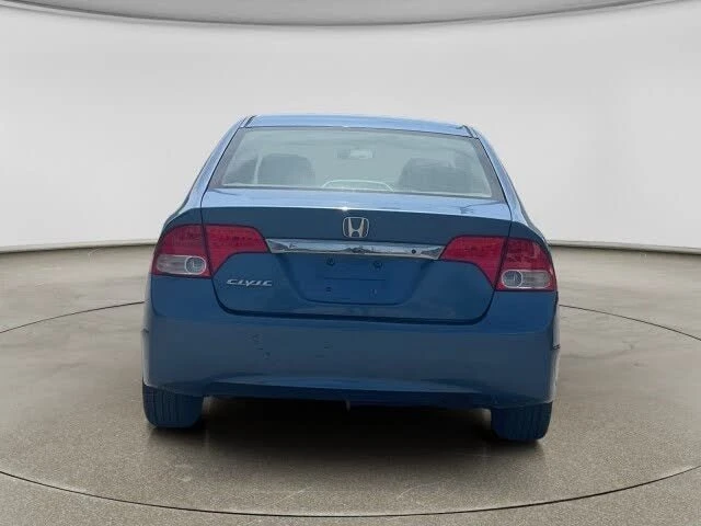 2011 Honda Civic 8th Gen - Image 4 of 18
