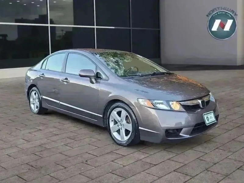 2011 Honda Civic 8th Gen - Image 7 of 12