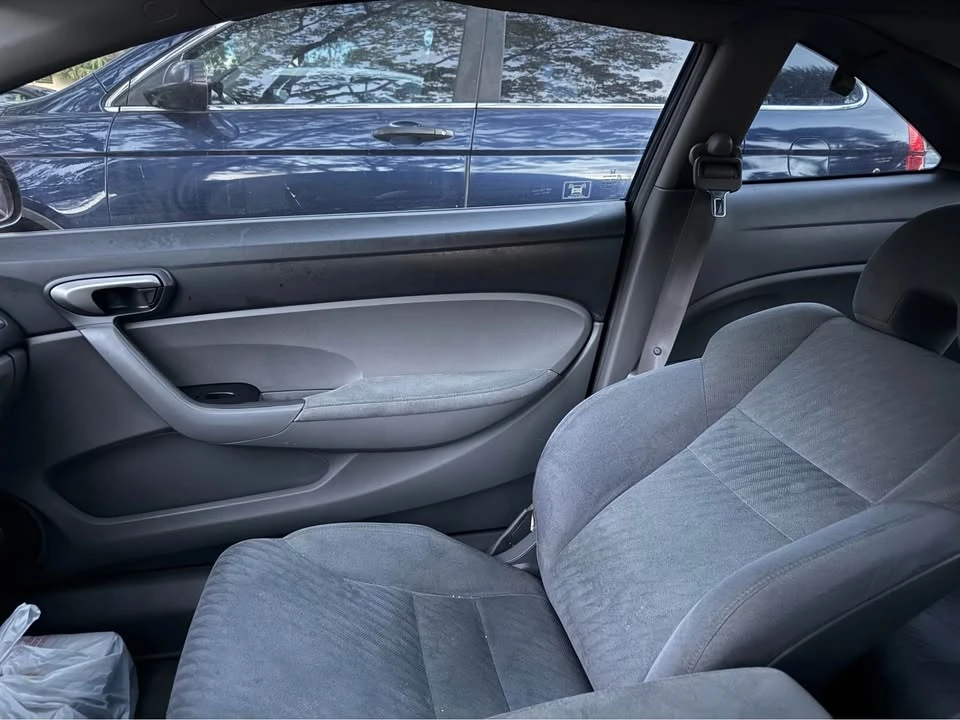 2011 Honda Civic 8th Gen - Image 8 of 8