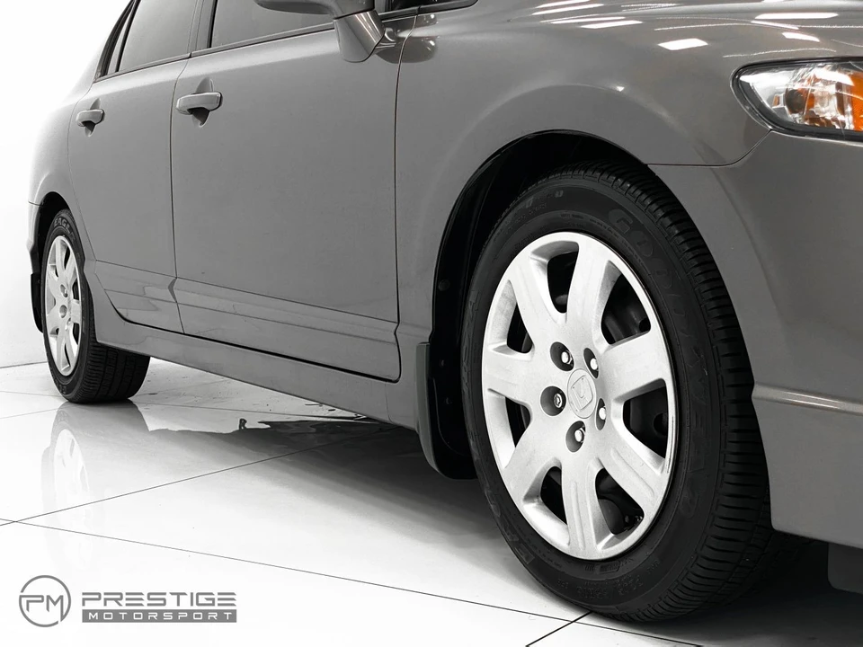 2011 Honda Civic 8th Gen - Image 13 of 31