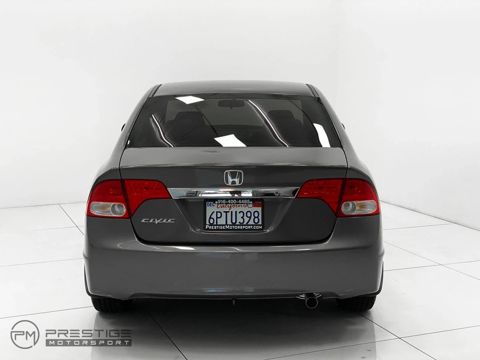 2011 Honda Civic 8th Gen - Image 5 of 31