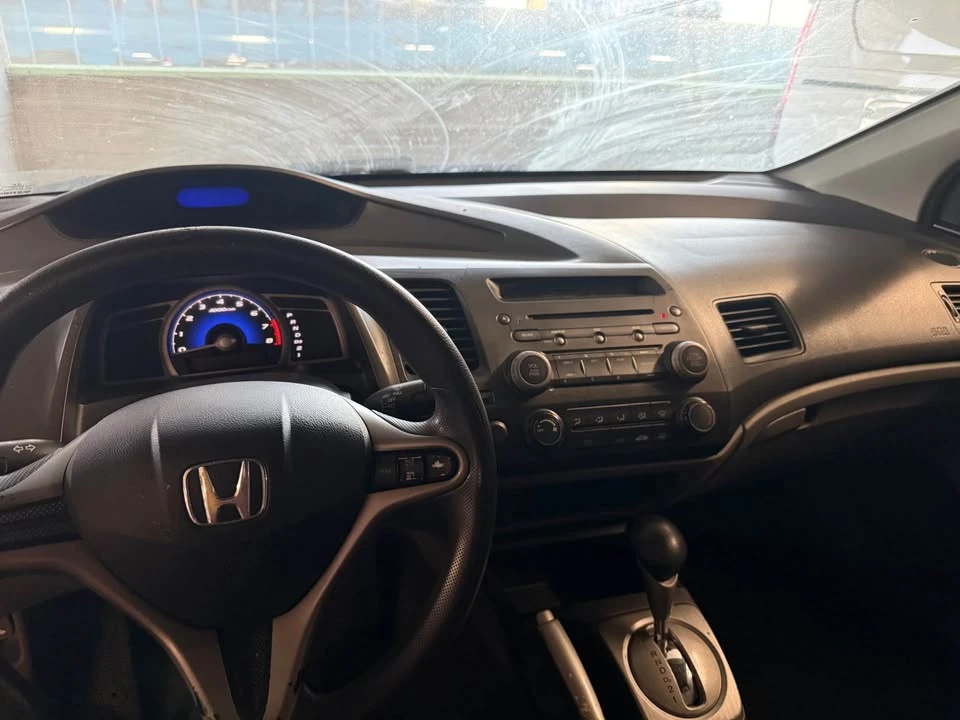 2011 Honda Civic 8th Gen - Image 9 of 10