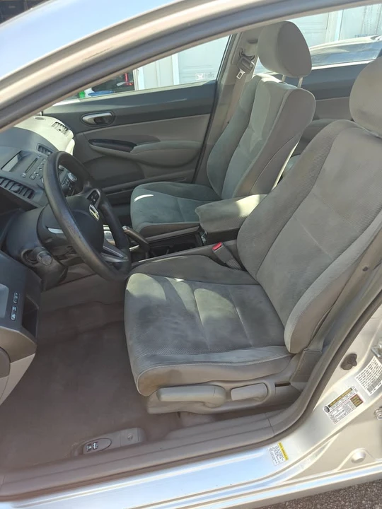 2011 Honda Civic 8th Gen - Image 7 of 12