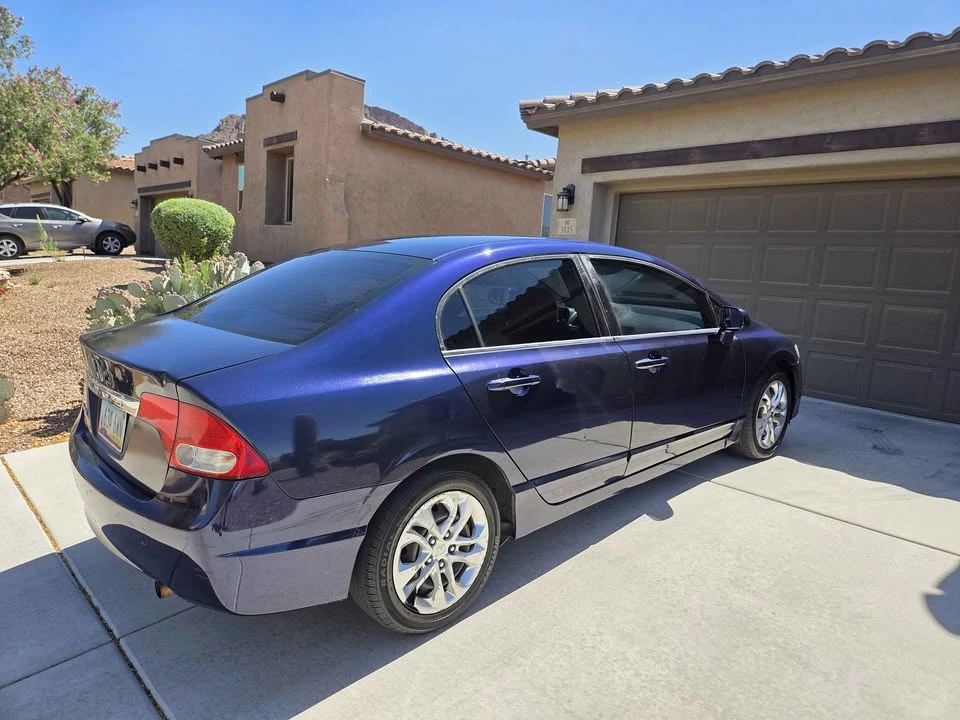 2011 Honda Civic 8th Gen - Image 3 of 10