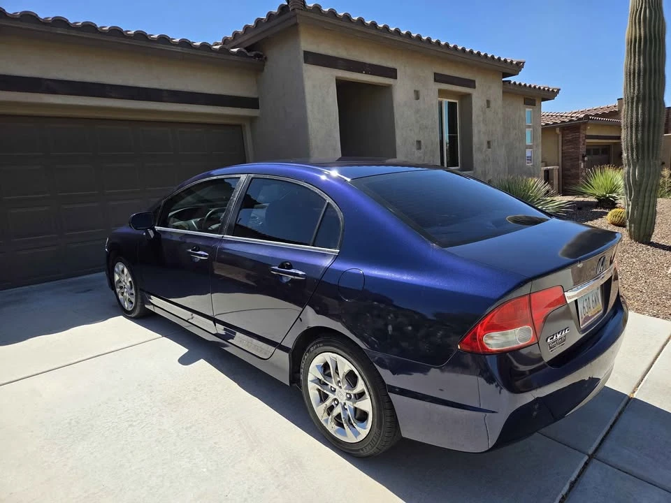 2011 Honda Civic 8th Gen - Image 2 of 10