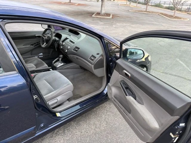2011 Honda Civic 8th Gen - Image 19 of 24