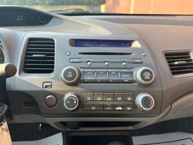 2011 Honda Civic 8th Gen - Image 16 of 18