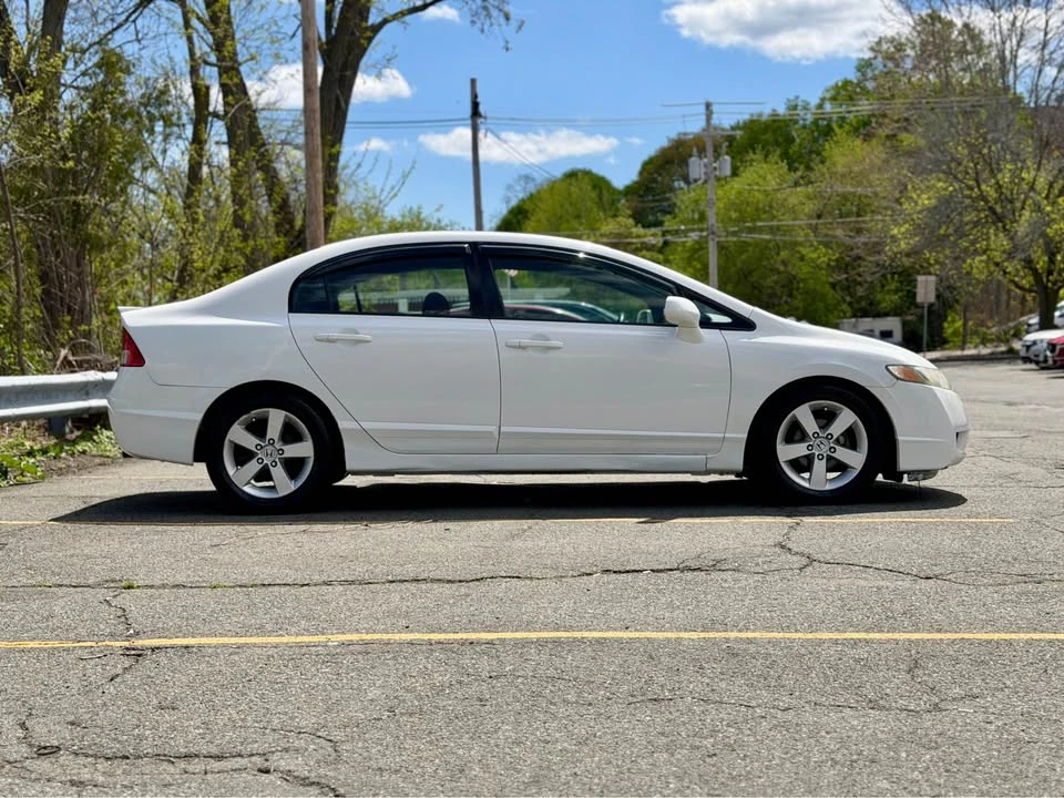 2011 Honda Civic 8th Gen - Image 6 of 17