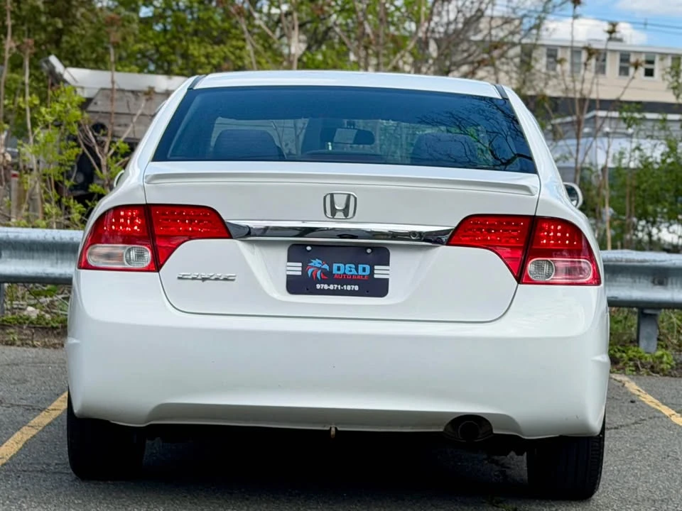 2011 Honda Civic 8th Gen - Image 4 of 17